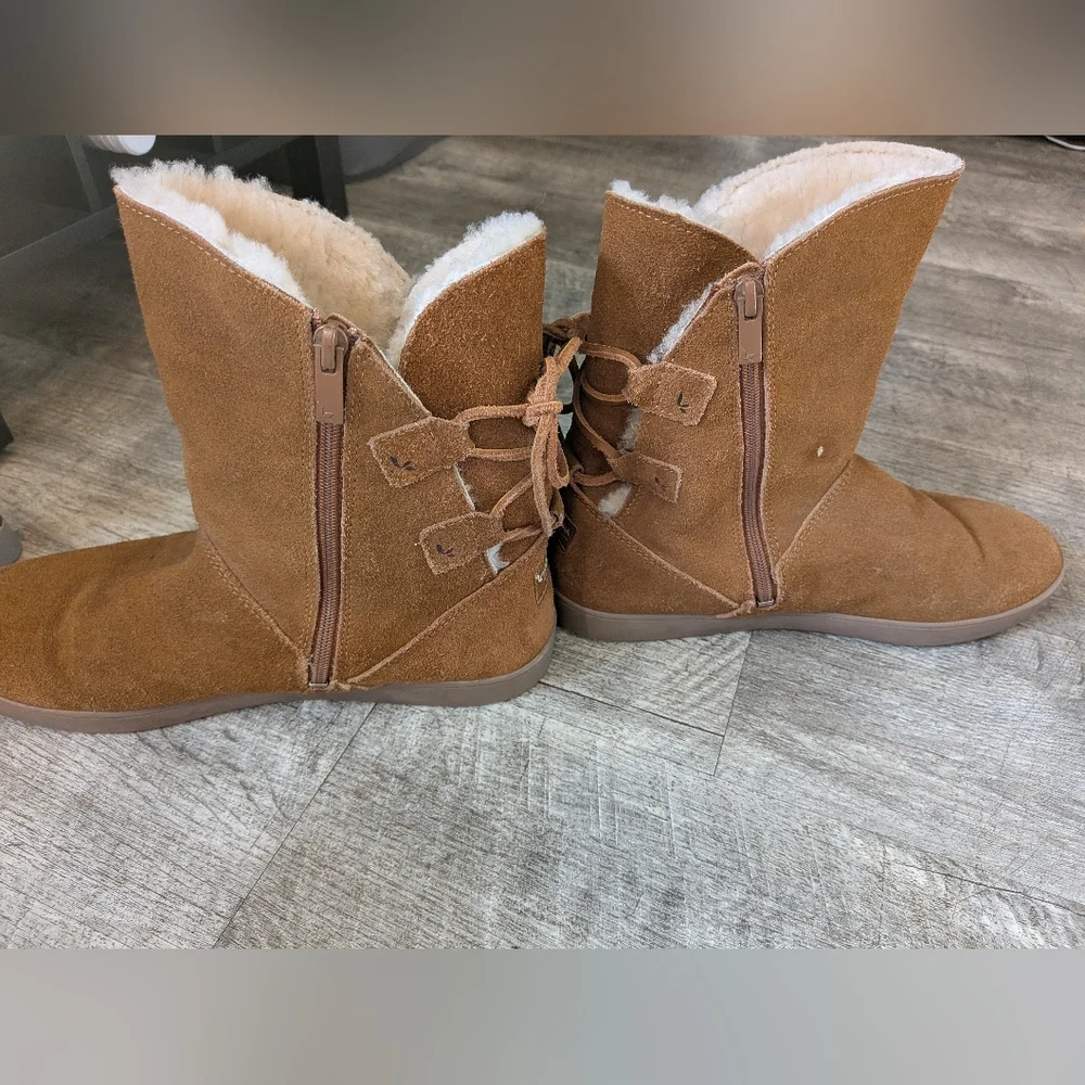 Womens Koolaburra By UGG Short Tan Fleece Boots Sz. 8 - Picture 6 of 16